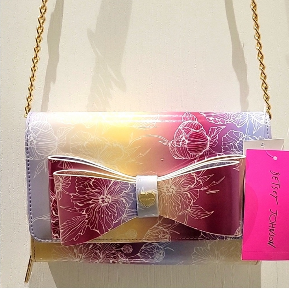 GORGEOUS NWT Betsy Johnson rainbow xodani Crossbody